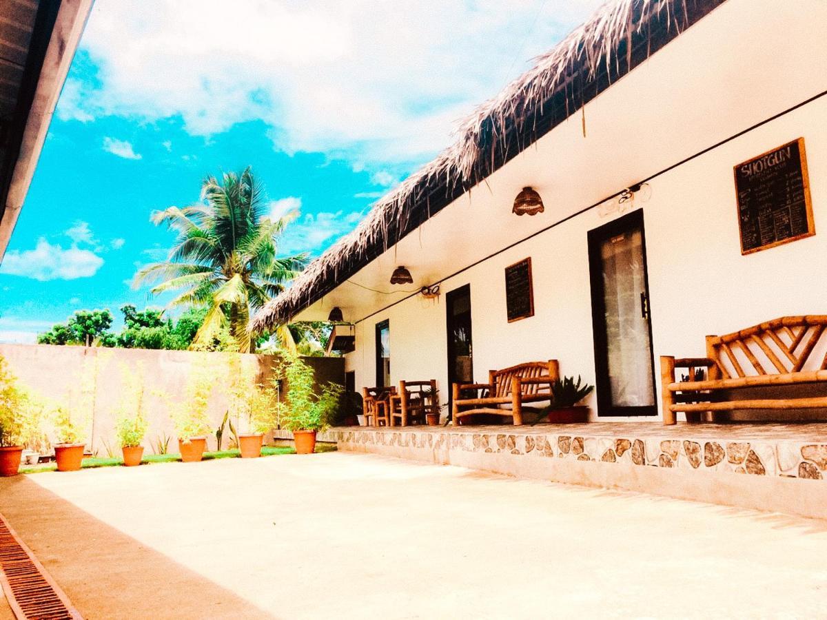 The Hangover Hostel Моалбоал Экстерьер фото